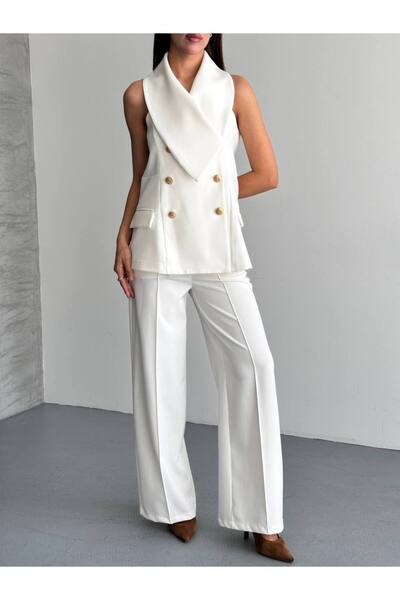 olalapasha Νέα σεζόν Σετ παντελόνι με ασύμμετρο γιακά και χρυσά κουμπιά