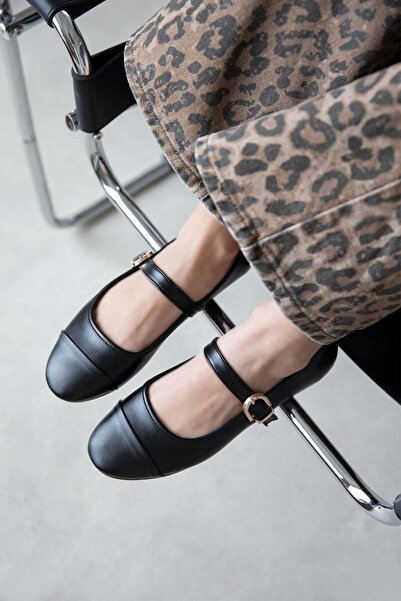 STRASWANS Asta Γυναικεία Ζώνη με Λεπτομέρεια Δερμάτινη Μπαλαρίνα Μαύρη