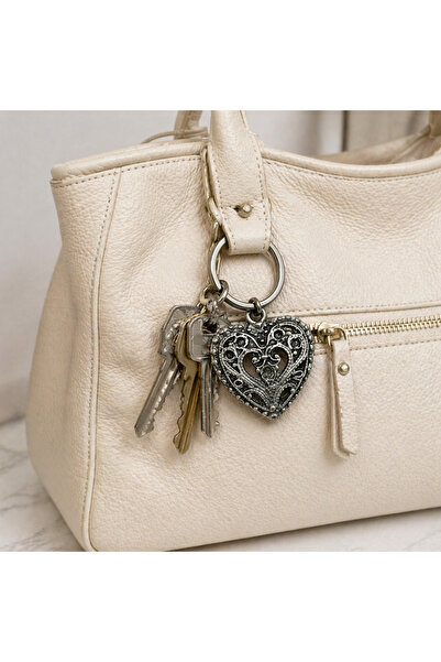 HER ŞEY NOTA www.herseynota.com Gothic Heart Pattern Metal Color Keychain Uni...