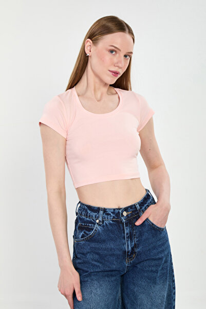 BARRELS AND OIL Women's Deep Neckline Crop Body - Powder Pink