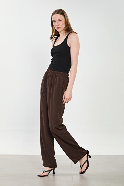 BARRELS AND OIL Γυναικείο παντελόνι με ελαστική μέση και χαλαρή εφαρμογή - Καφέ