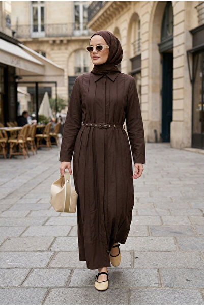 Aselim Hijap Moda Φόρεμα Lunera με πλισέ ζώνη και κουπρά – Ανοιχτό καφέ