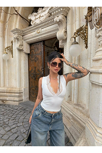 kırmızı butiks Λευκό με δαντέλα και λαιμόκοψη V, βασικό crop τοπ