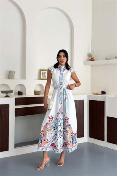 Dipmoda Γυναικείο λευκό φόρεμα με όρθιο γιακά, αμάνικο, με ζώνη, σε ολόσωμο σ...