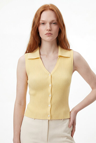 HAKKE Αμάνικο πλεκτό πουλόβερ με λαιμόκοψη V και κουμπιά