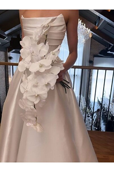 Caelia sarkıt zarif orkide gelin çiçeği ve damat yaka çiçeği gerçek görünümlü...