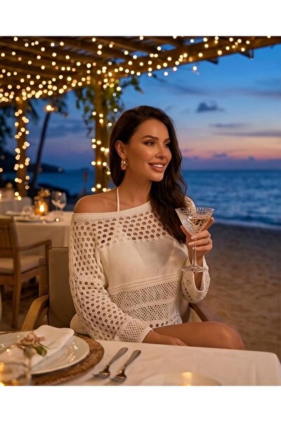 Trend Kapında Καλοκαιρινή διάτρητη μπλούζα παρεό σε μποέμ στυλ