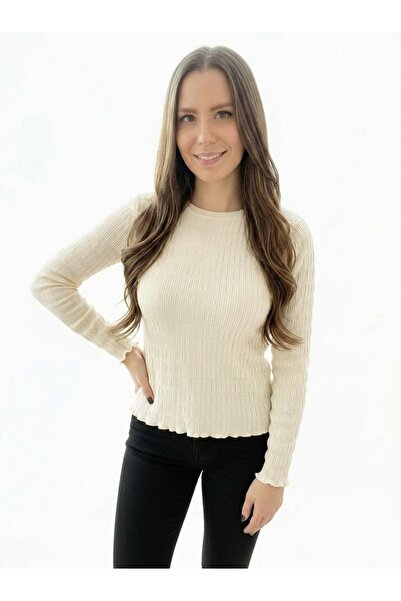Merlot Μακρυμάνικη κρεμ μπλούζα με υφή γκοφρέ