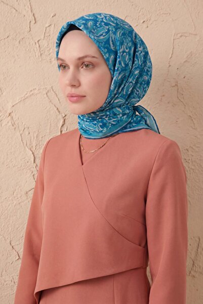 Silk Home Μαλακό Κασκόλ Σάλι Μοτίβο Μπλε 90x90