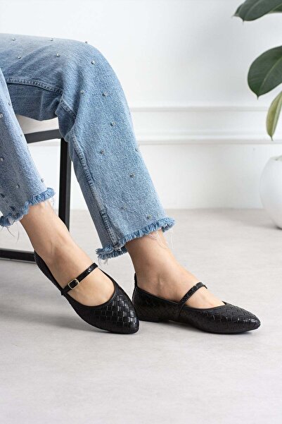 ShoeTek Lofi Women's Flat Shoes with Front Strap and Buckle, Knitted Pattern,...