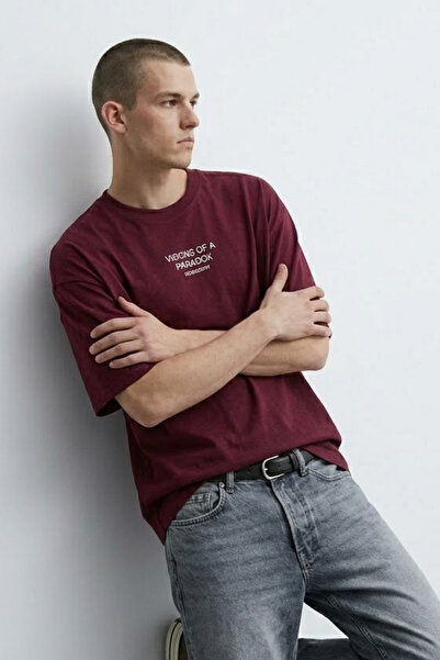 MATERIAL Men's Paradox Text Printed Oversize Claret Red T-Shirt