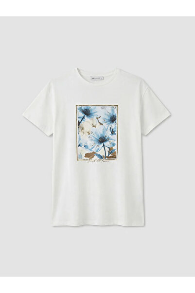 LC Waikiki Γυναικείο μπλουζάκι με λευκό λαιμόκοψη