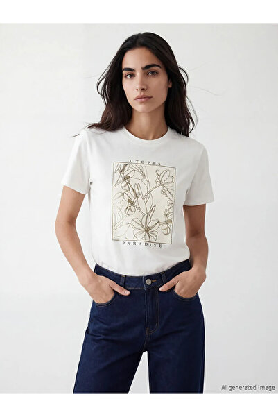 LC Waikiki Γυναικείο μπλουζάκι με λευκό λαιμόκοψη