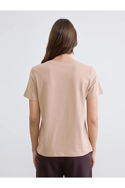 LC Waikiki Γυναικείο μπλουζάκι καφέ με λαιμόκοψη