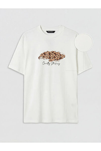 LC Waikiki Γυναικείο μπλουζάκι με λευκό λαιμόκοψη