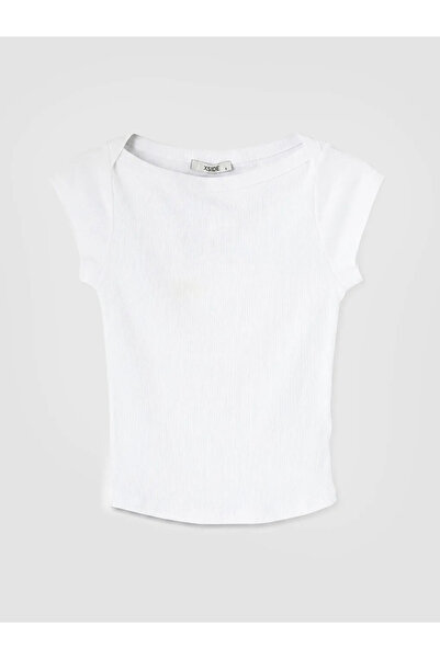 LC Waikiki Λευκό γυναικείο μπλουζάκι με λαιμόκοψη καγιάκ