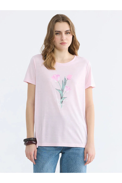 LC Waikiki Γυναικείο μπλουζάκι Pink Crew Neck Floral με τύπωμα