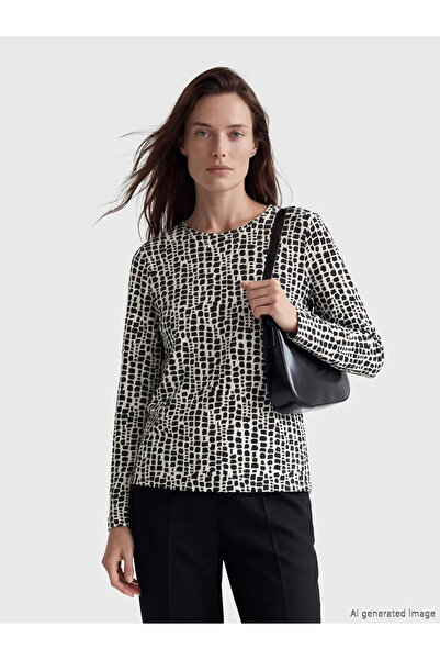 LC Waikiki Μπλούζα με μοτίβο με λαιμόκοψη σε μαύρο χρώμα