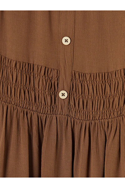 LC Waikiki Καφέ φόρεμα για κορίτσια με λαιμόκοψη ποδηλάτου και στρώσεις