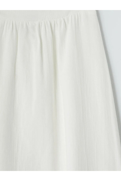 LC Waikiki Λευκή γυναικεία φούστα με κανονική εφαρμογή, ελαστική μέση και στρ...