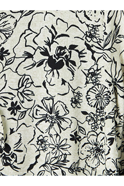 LC Waikiki Μπλούζα με λουλουδάτο γιακά σε μπεζ απόχρωση