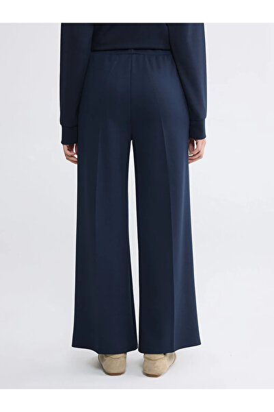 LC Waikiki Γυναικείο παντελόνι με ελαστική μέση σε μπλε ναυτικό χρώμα