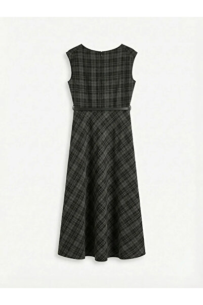 LC Waikiki Μαύρο καρό αμάνικο φόρεμα με λαιμόκοψη ποδηλάτου και ζώνη στη μέση