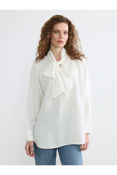 LC Waikiki Λευκό Κασκόλ Γιακάς Με σούρες oversized Μπλούζα