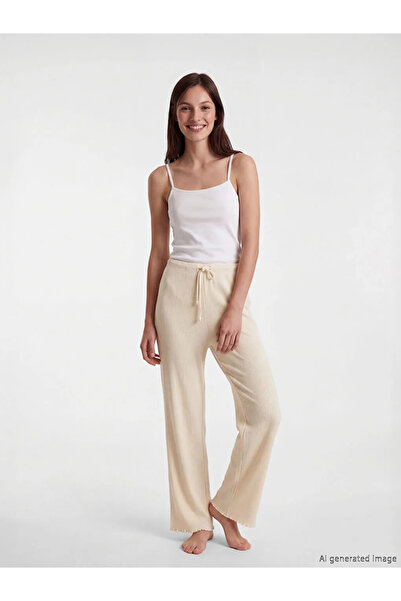 LC Waikiki Λευκό γυναικείο εσώρουχο με λαιμόκοψη U και λουράκια