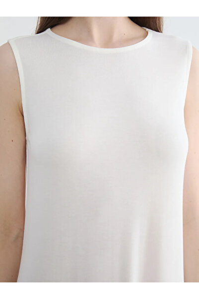 LC Waikiki Εκρού Γυναικεία Επένδυση Φορέματος με Λαιμόκοψη Ποδηλάτου