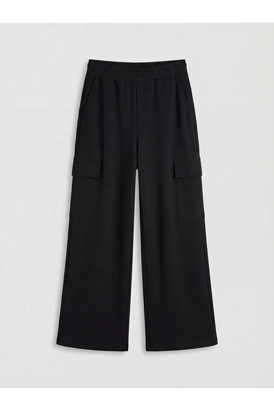 LC Waikiki Μαύρο γυναικείο παντελόνι φόρμας Cargo με ελαστική μέση