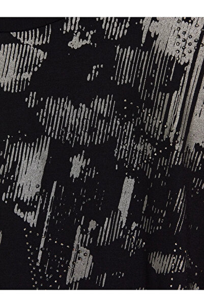 LC Waikiki Μπλούζα με μοτίβο με λαιμόκοψη σε μαύρο χρώμα