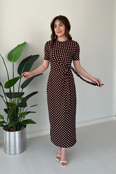 MOZENA Polka Dot Patterned Midi Dress with Tie Detail and Side Slits