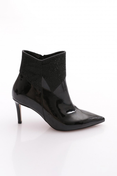 DGN 601 Γυναικείες μπότες με τακούνι