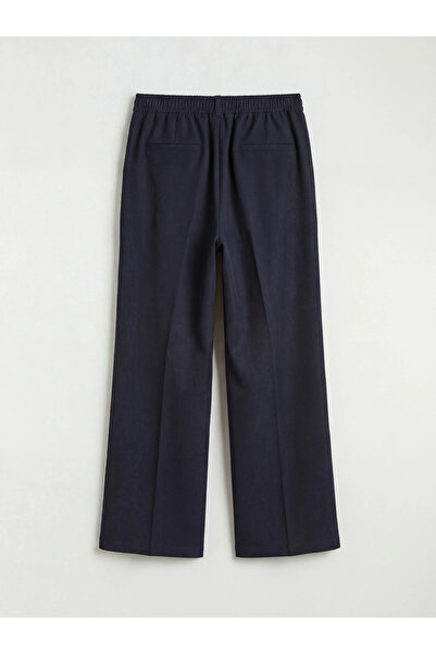 LC Waikiki Γυναικείο παντελόνι με ελαστική μέση με φαρδύ πόδι σε μπλε ναυτικό...