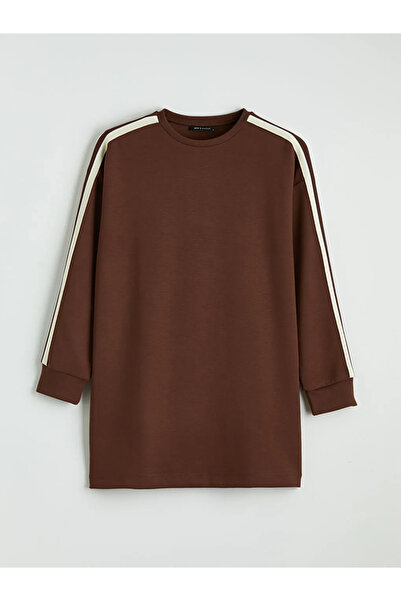 LC Waikiki Καφέ Γυναικείο Φούτερ Τουνίκ με λαιμόκοψη ποδηλάτου σε μεγάλο μέγεθος