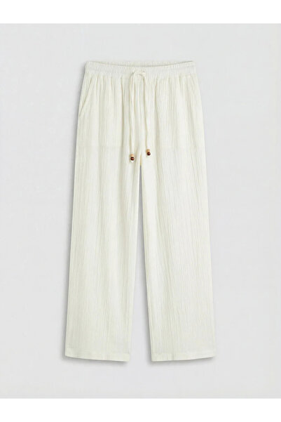LC Waikiki Λευκό γυναικείο παντελόνι μουσελίνας με ελαστική μέση και υφή