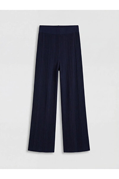 LC Waikiki Γυναικείο πλεκτό παντελόνι σε μπλε ναυτικό χρώμα με ελαστική μέση