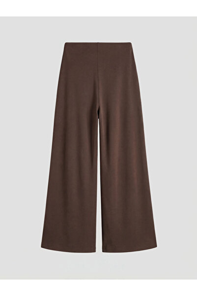 LC Waikiki Καφέ Γυναικείο Παντελόνι Standard Fit με φαρδιά μπατζάκια Με πιέτες