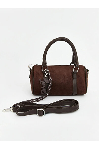 LC Waikiki Γυναικεία τσάντα ώμου σε καφέ σουέντ εμφάνιση