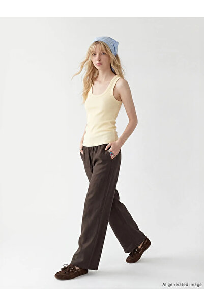 LC Waikiki Γυναικείο παντελόνι με ελαστική μέση σε καφέ χρώμα