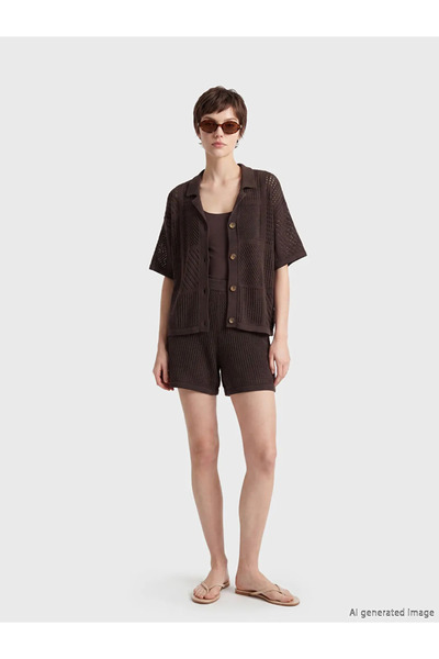 LC Waikiki Καφέ Γυναικείο Σορτς με Ελαστική Μέση και Διάτρητο Σχέδιο