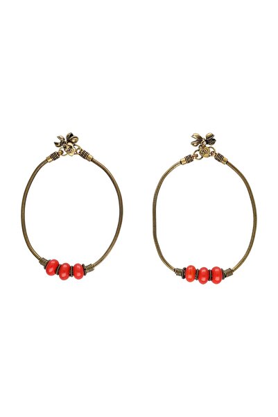 GAYA Στην αλυσίδα των μαργαριταριών