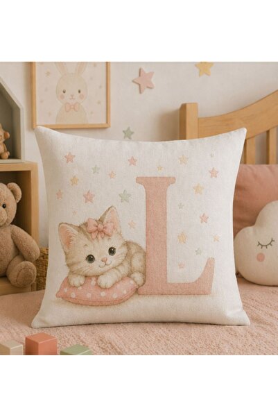 KADOREX DESIGN Sevimli Kedicik Harfli Bebek Odası Kırlent Kılıfı (40 x 40) cm