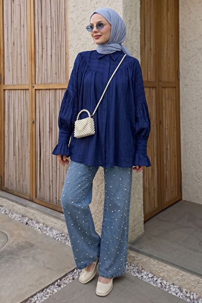 InStyle Μπλουζάκι σε σκούρο μπλε με βολάν στα μανίκια