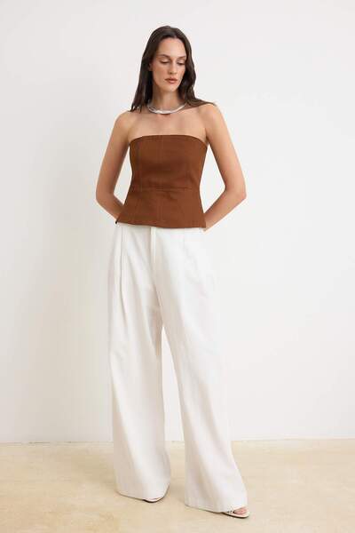 Συλλογή Trendyol Καφέ Με λεπτομέρεια ραφής Πέπλουμ Γκαμπαρντίνα Υφαντό Μπλούζ...