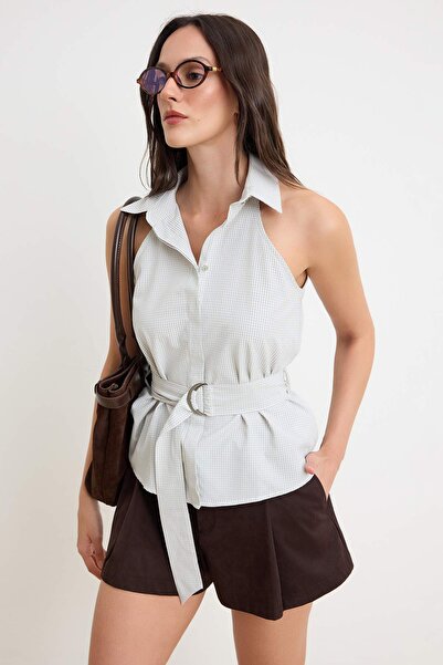 Trendyol Kollektion Grünes Mini-Kariertes Hemd mit Gürtel TWOSS26GO00160