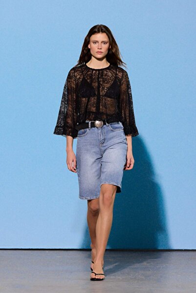 Συλλογή Trendyol Περιορισμένη Έκδοση Μαύρη Πλεκτή Μπλούζα Κανονικής/Κανονικής...