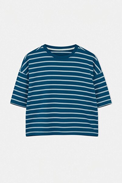 Συλλογή Trendyol Πλεκτό T-Shirt με κοντό μανίκι, ριγέ, σε χαλαρή γραμμή, από ...