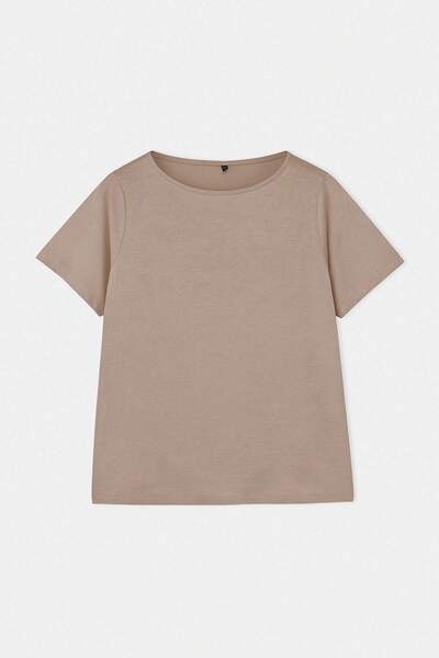 Trendyol Curve Μπλουζάκι με λαιμόκοψη καγιάκ, χαλαρή εφαρμογή, κοντό μανίκι, ...